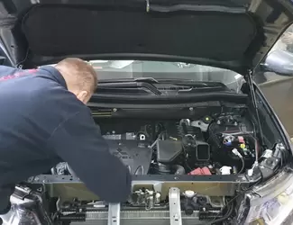 Скрытый монтаж главного блока сигнализации